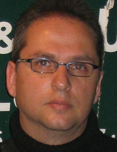 YOSSI-ZUK